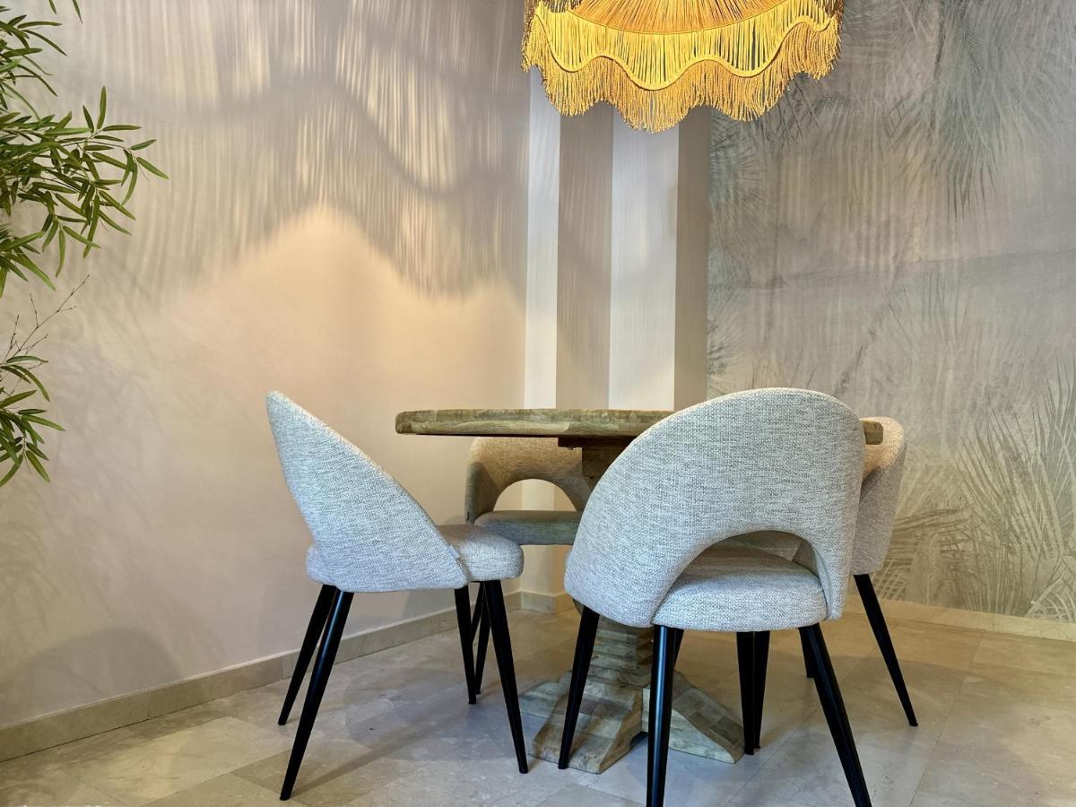 Urbe10 Pries Suite Málaga Exteriör bild