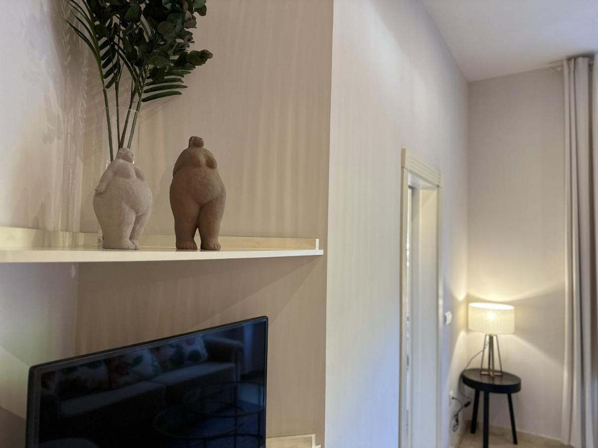 Urbe10 Pries Suite Málaga Exteriör bild