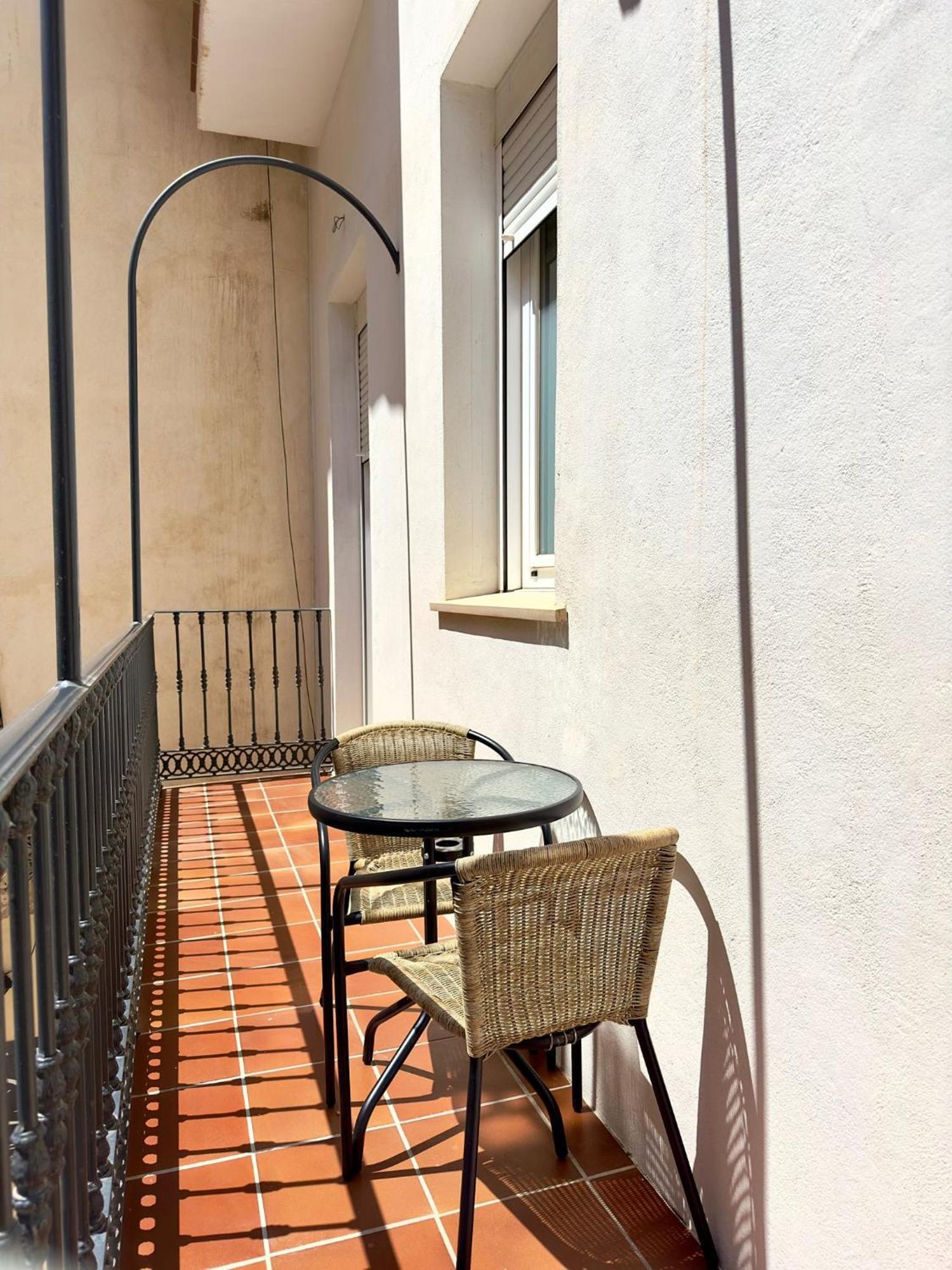 Urbe10 Pries Suite Málaga Exteriör bild