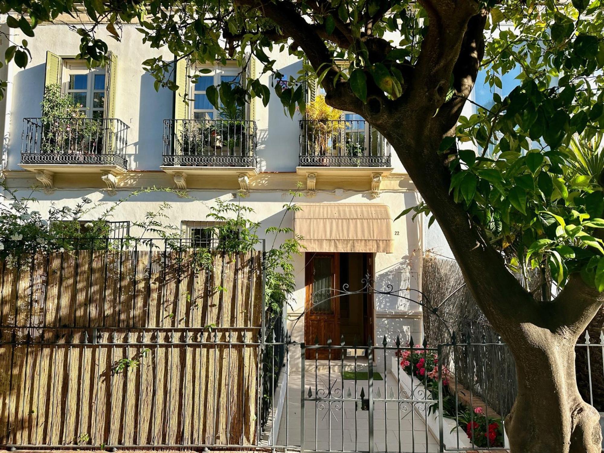 Urbe10 Pries Suite Málaga Exteriör bild